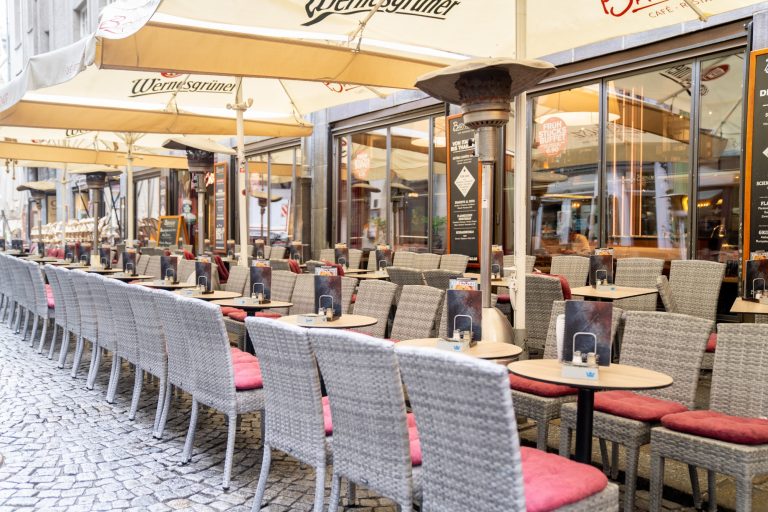 Freisitz im Barfußgässchen